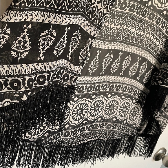 Notations Monochrome Patterned Kimono XL - Picture 4 of 5